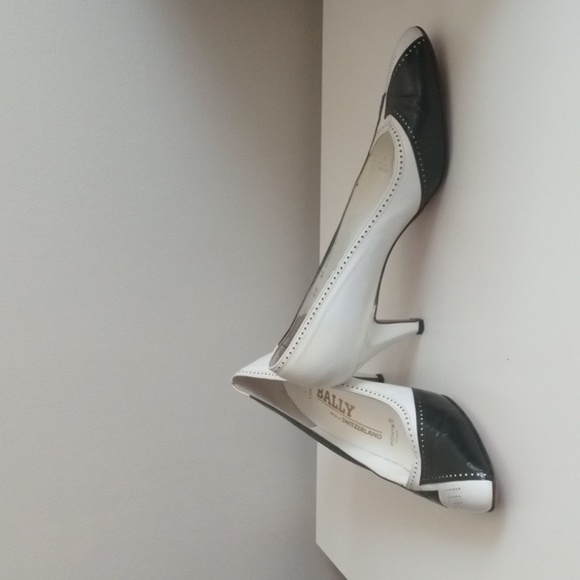 👠🇨🇭 Bally Leather Heels | Made in Switzerland | Black & White | Size 10 - Picture 4 of 15